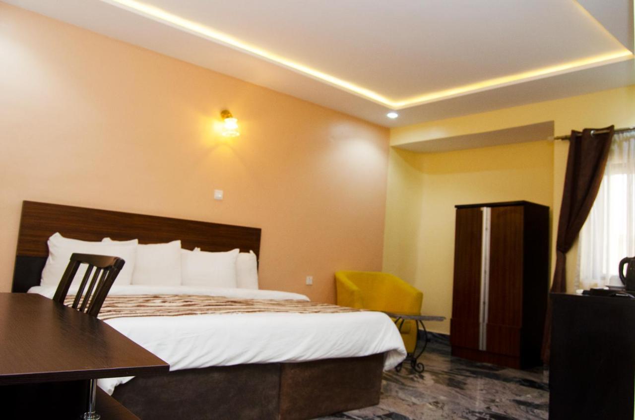 Residency Hotel Area11 Garki Абуджа Экстерьер фото