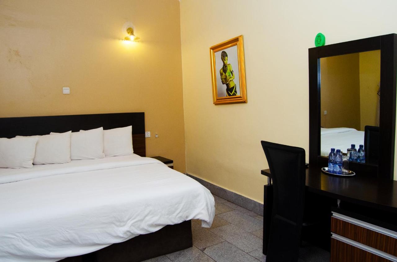Residency Hotel Area11 Garki Абуджа Экстерьер фото