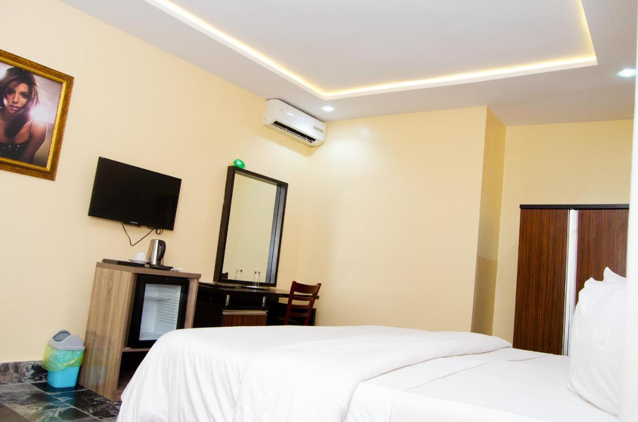 Residency Hotel Area11 Garki Абуджа Экстерьер фото