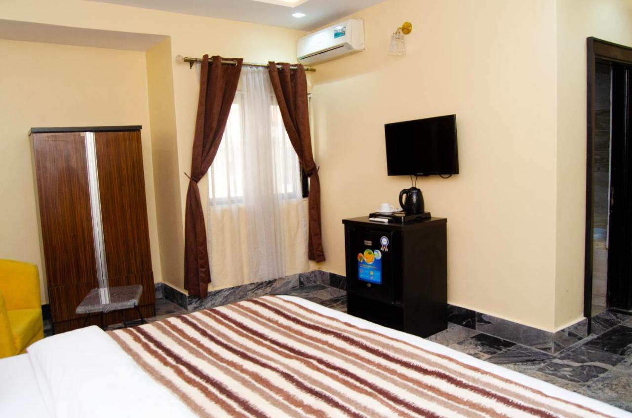 Residency Hotel Area11 Garki Абуджа Экстерьер фото